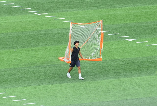 侧向